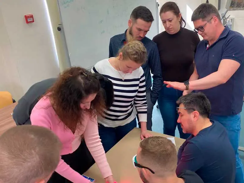 Важность использования защитных очков